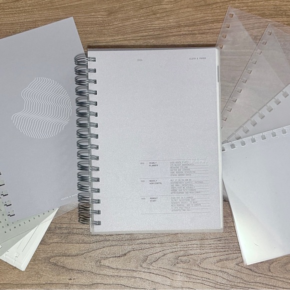 Elegant Green Planner with Stickers - Picture 2 of 15